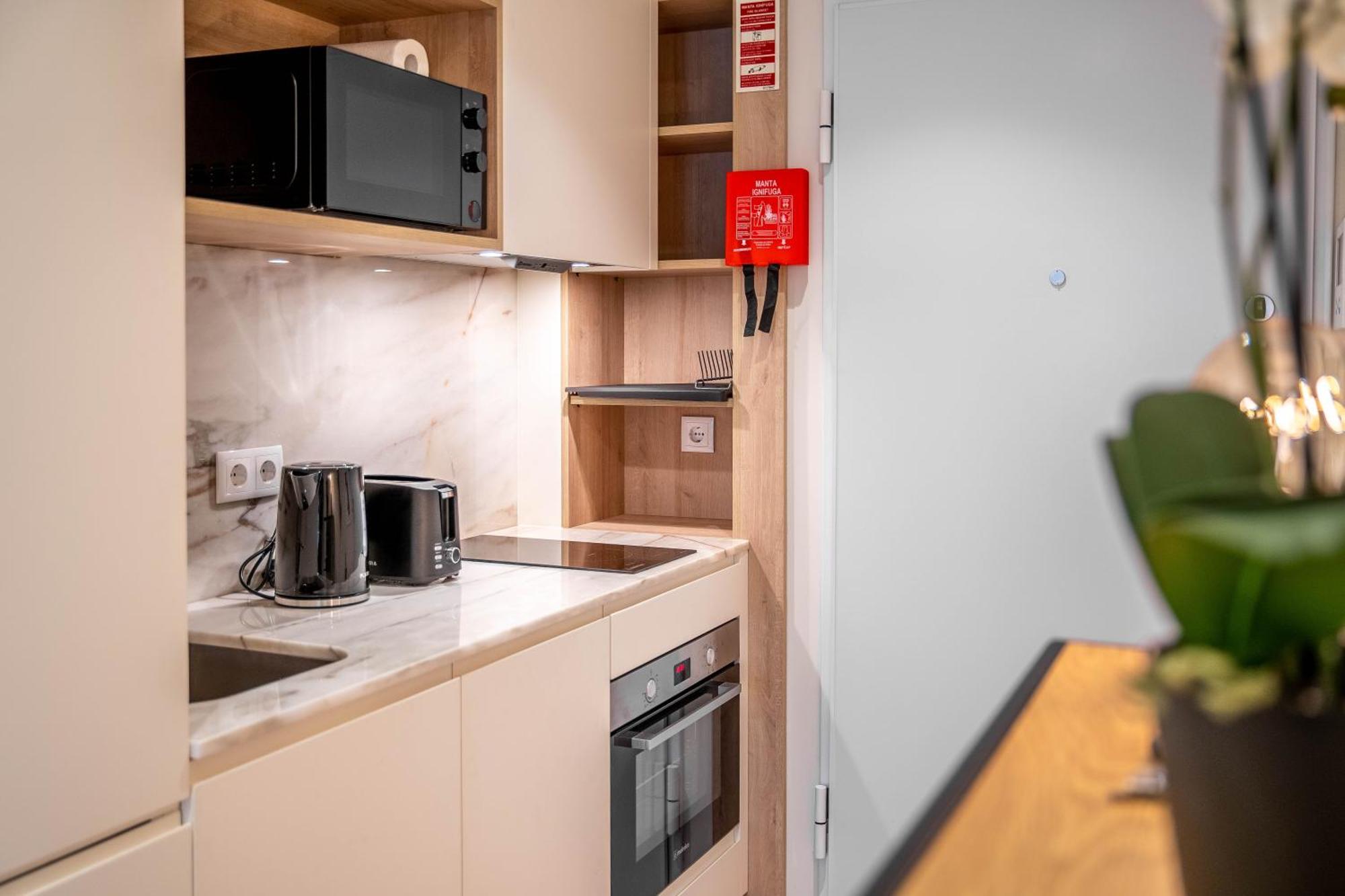 Trindade Bliss: 1Br W/ Free Parking By Lovelystay Porto Zewnętrze zdjęcie