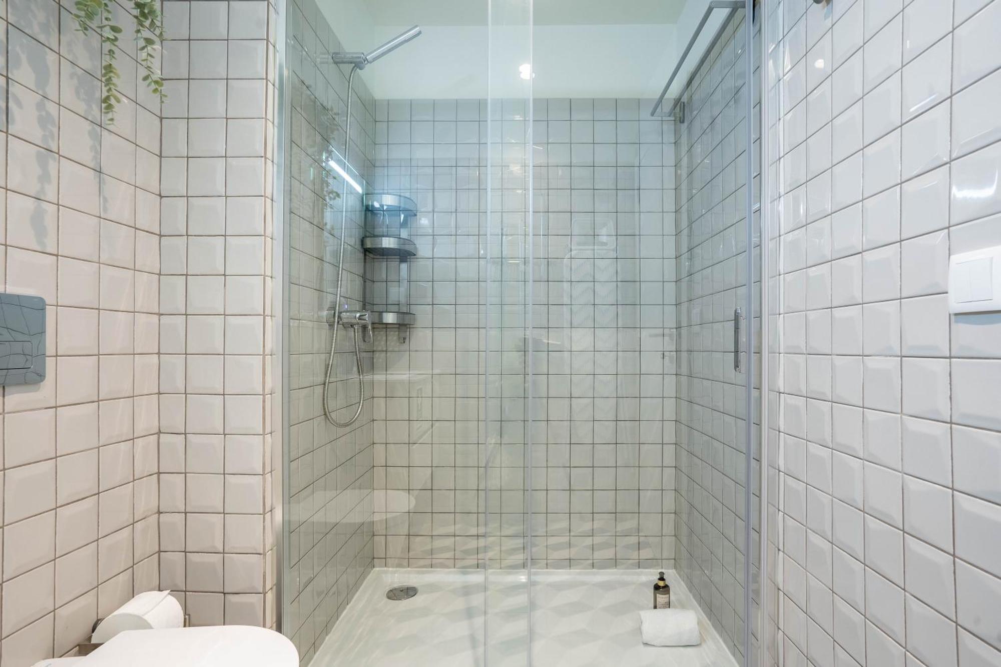 Trindade Bliss: 1Br W/ Free Parking By Lovelystay Porto Zewnętrze zdjęcie