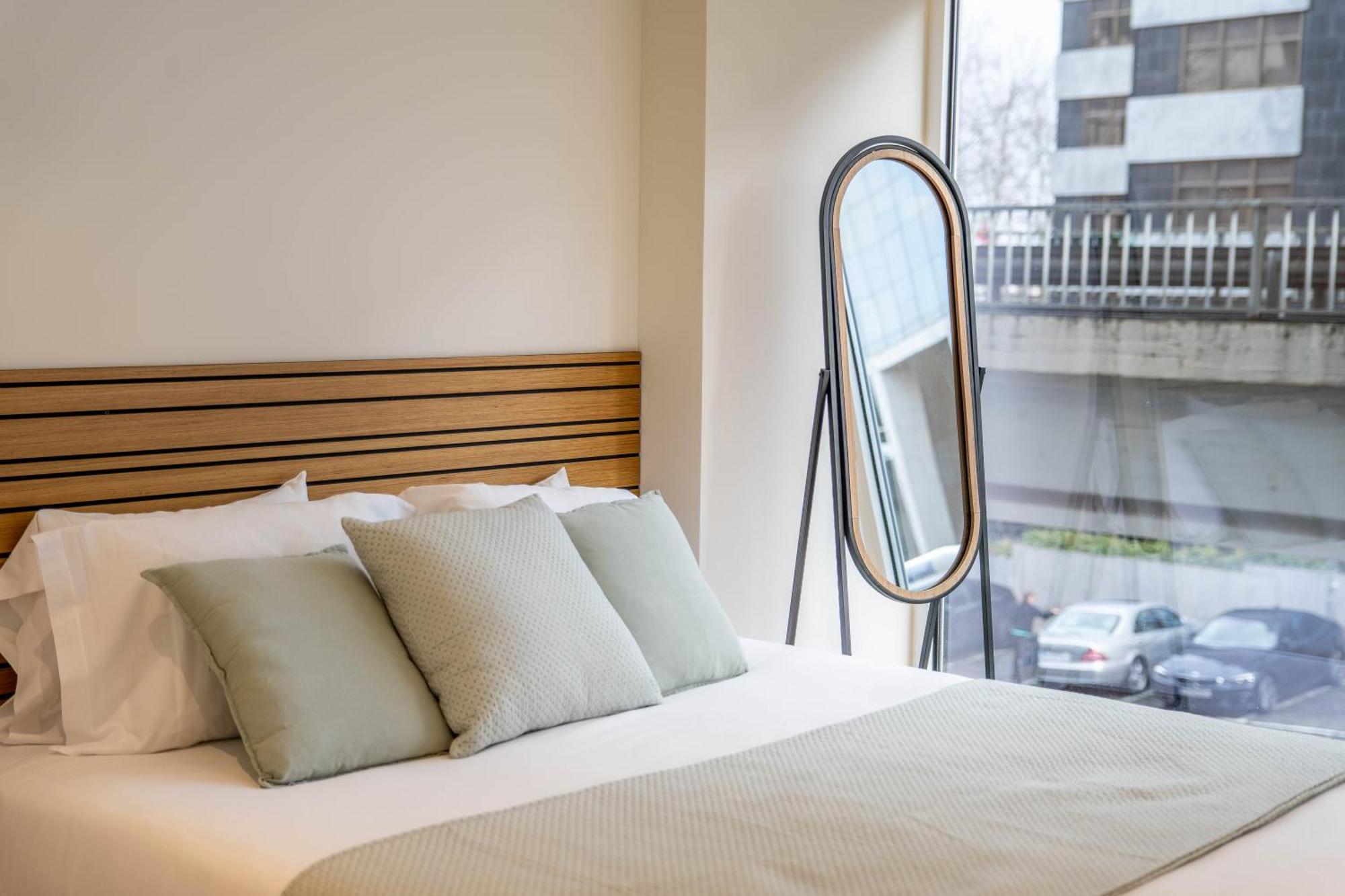 Trindade Bliss: 1Br W/ Free Parking By Lovelystay Porto Zewnętrze zdjęcie