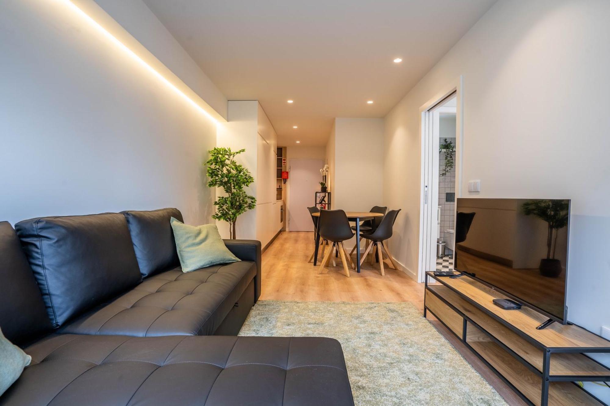 Trindade Bliss: 1Br W/ Free Parking By Lovelystay Porto Zewnętrze zdjęcie