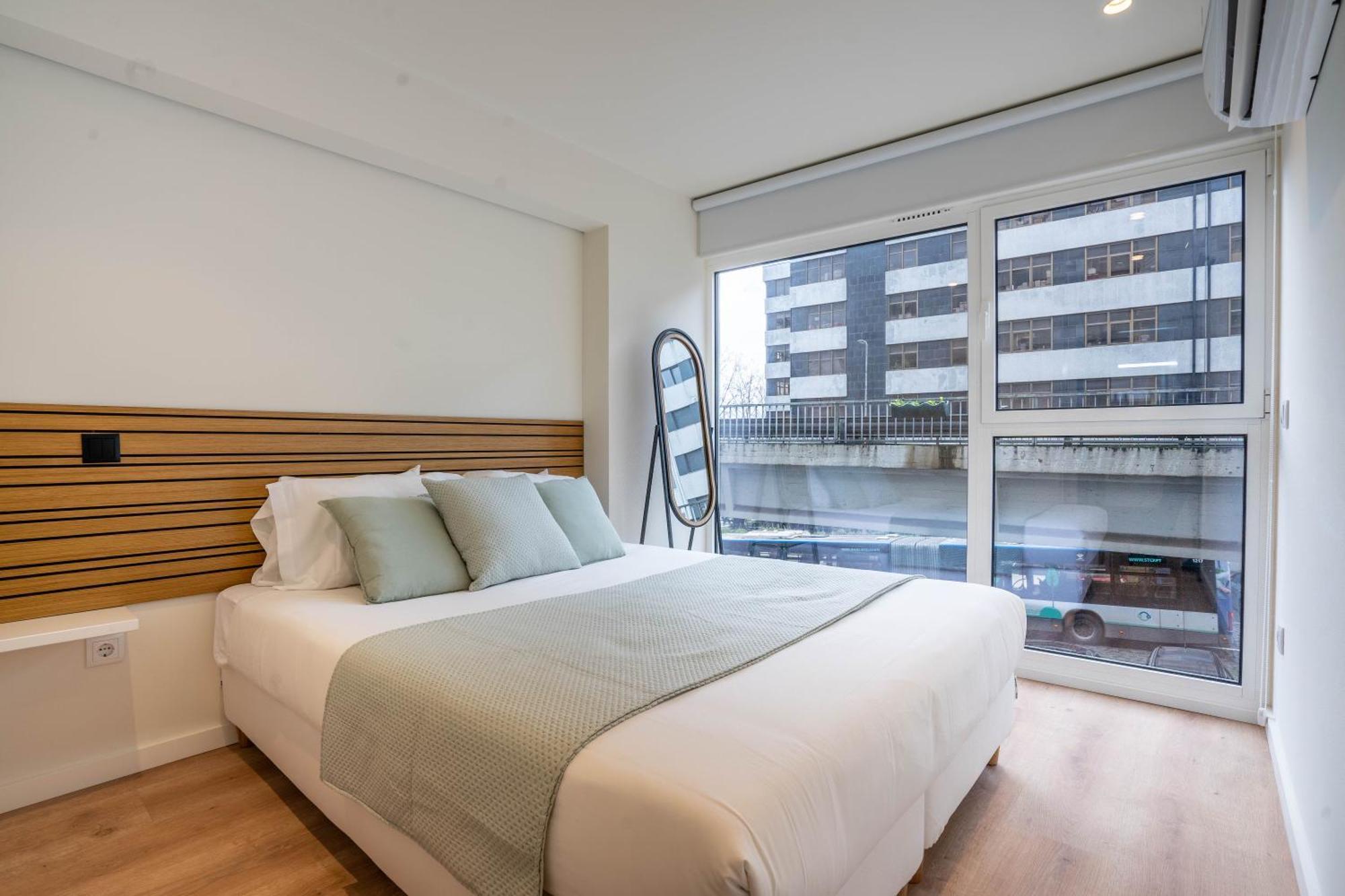 Trindade Bliss: 1Br W/ Free Parking By Lovelystay Porto Zewnętrze zdjęcie